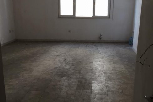 Zyre me qera ne Tirane (3)