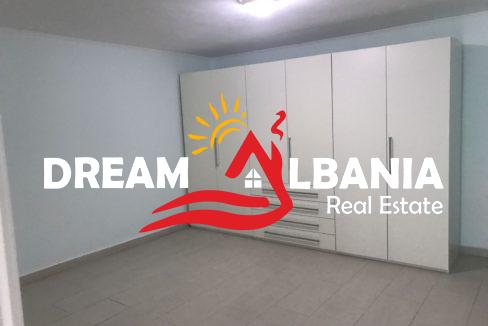 Vile ne shitje ne Tirane (18)