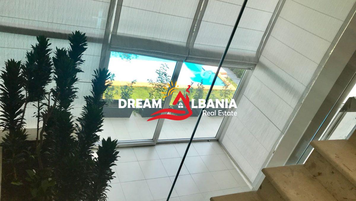 Vile ne shitje ne Tirane (22)