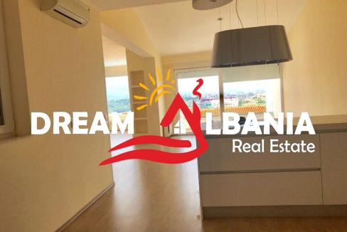 Vile ne shitje ne Tirane (26)