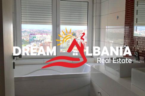 Vile ne shitje ne Tirane (38)