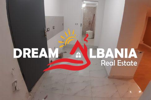Dyqan ne shitje ne Tirane (5)