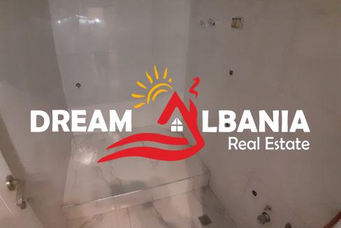 Dyqan ne shitje ne Tirane (7)