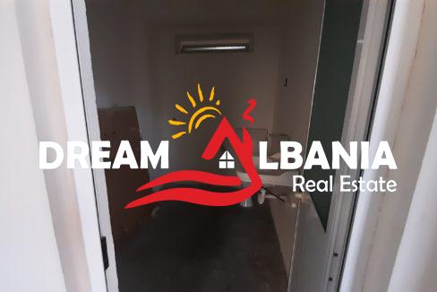 Ambjent me qera per klinike zyra ne zonen e 21 Dhjetorit ne rrugen e Kavajes (ID 4271553) (2)