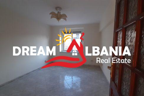 Ambjent me qera per klinike zyra ne zonen e 21 Dhjetorit ne rrugen e Kavajes (ID 4271553) (5)