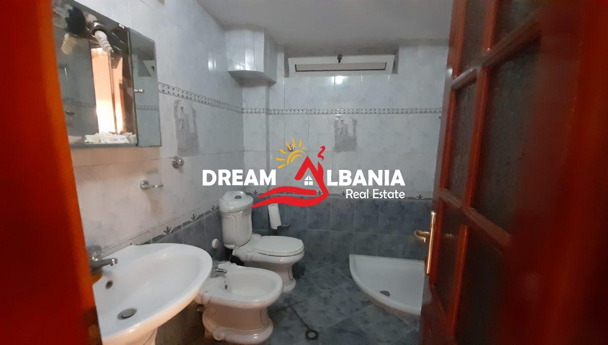 Ambjent me qera per klinike zyra ne zonen e 21 Dhjetorit ne rrugen e Kavajes (ID 4271553) (6)