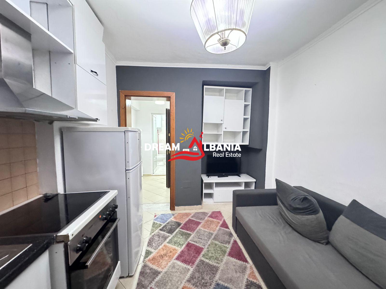 Willson Meydanı yakınlarındaki Blokta kiralık tek yatak odalı daire (ID 4219212)