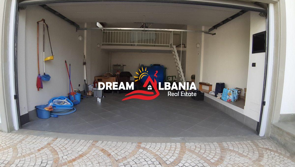 Vila ne shitje ne Tirane (10)