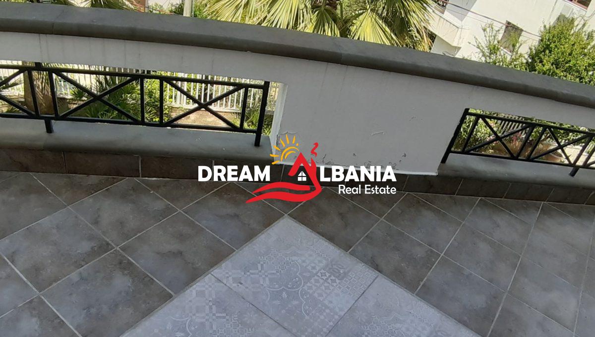 Vila ne shitje ne Tirane (20)