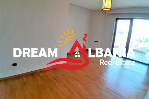 Vila ne shitje ne Tirane (21)