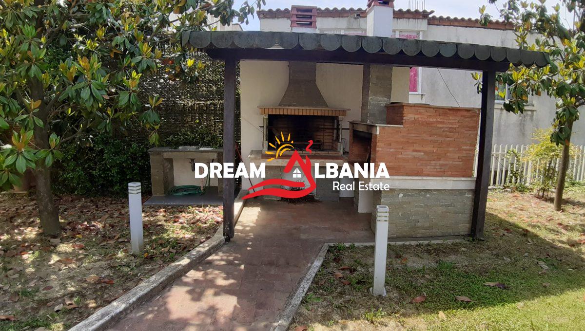 Vila ne shitje ne Tirane (31)