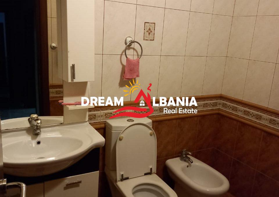 Apartament 2+1 me qera ne zonen e Bllokut rruga Brigada 8 prane Fondacionit Besa ne Tirane (ID 4229233) (9)