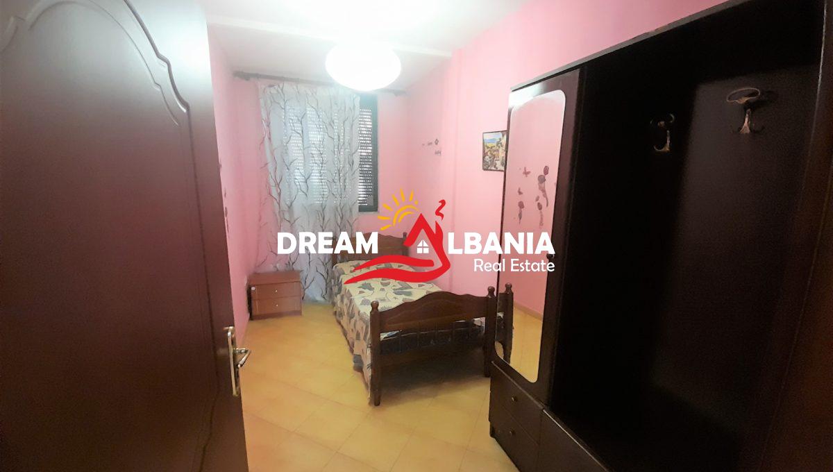 Vile me qera ne rrugen Myslym Shyri prane Drejtorise se Policise ne Tirane (ID 4251187)