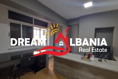 Ambjent biznesi me qera ne zonen e Myslym Shyrit prane pasticeri Someg (ID 4261617) (2)