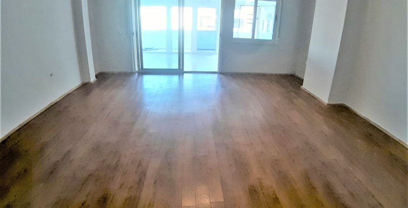 Appartamento 3 + 1 adatto per ufficio in vendita nel complesso Panorama vicino alla scuola Harry Fultz a Tirana (ID 4131165)