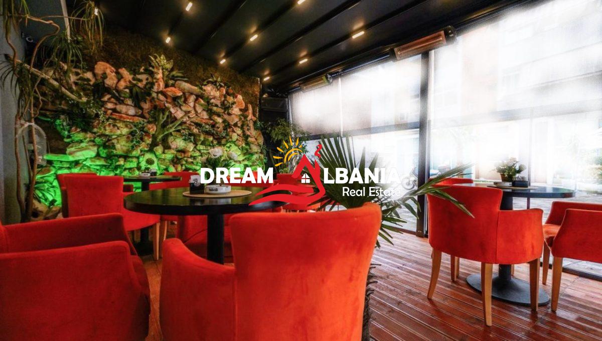 Hotele ne shitje ne Tirane (1)