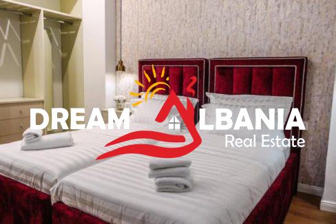 Hotele ne shitje ne Tirane (1)