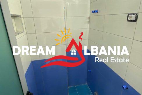 Dyqan ne shitje ne zonen e Brrylit (4)