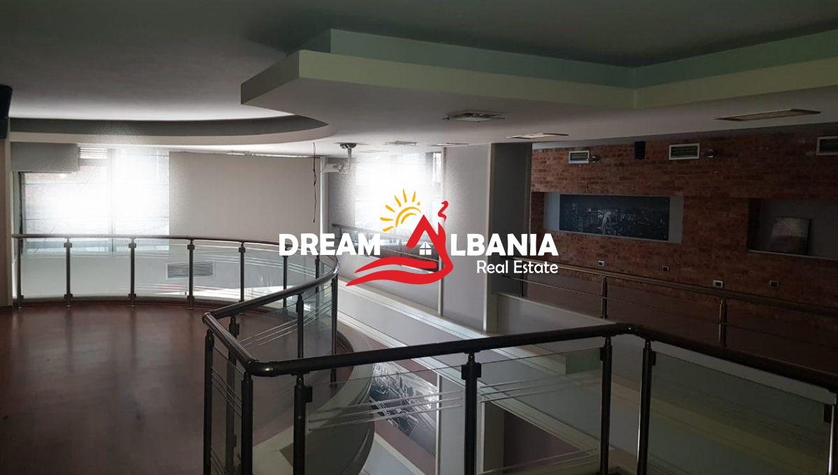 Ambjent biznesi dupleks ne shitje ne zonen Pazari i Ri rruga Hoxha Tahsim(ID 4171320) (16)