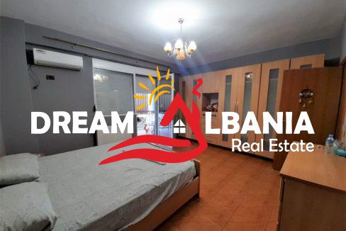 Ne zonen e Bllokut tek rruga Lidhja e Prizrenit jepet apartament 2+1 me qera(ID 42211264) (8)