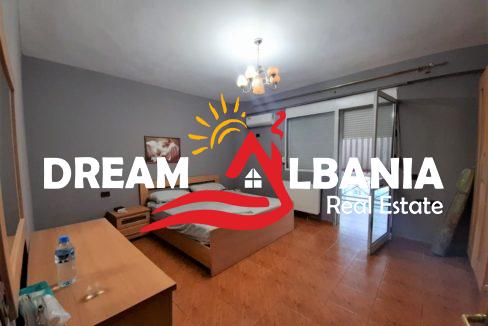 Ne zonen e Bllokut tek rruga Lidhja e Prizrenit jepet apartament 2+1 me qera(ID 42211264) (9)