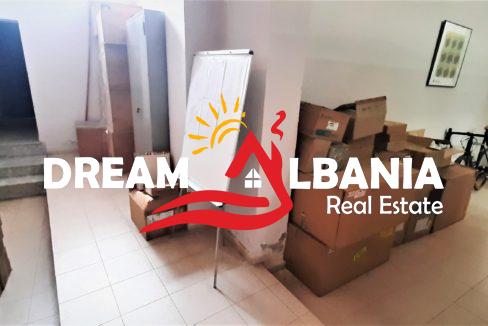 Dyqane ne shitje ne Tirane (4)