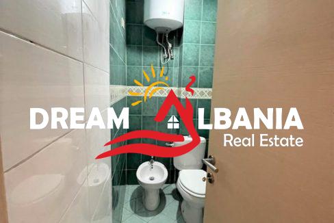 Jepet me qera Ambient Biznesi ne rrugen e Durrsit prane Komisariatit Nr.3 ne Tirane (ID 4261759)