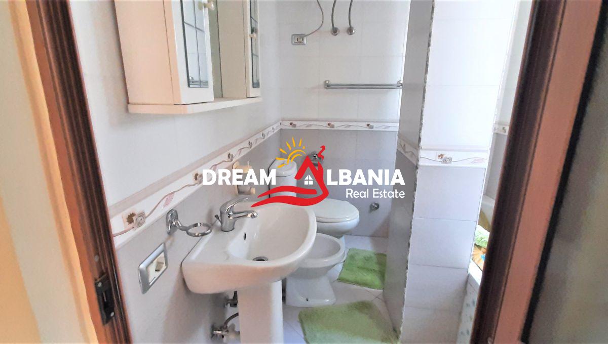 Shtepi private ne shitje ne Tirane (8)