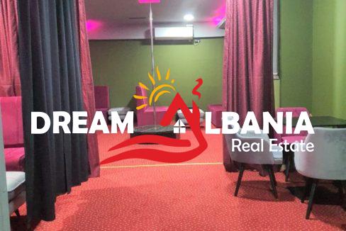 Shitet ambient biznesi tek ish stacioni i fundit i Tiranes se Re, ne rrugen Irfan Tomini ne Tirane (ID 4171357)