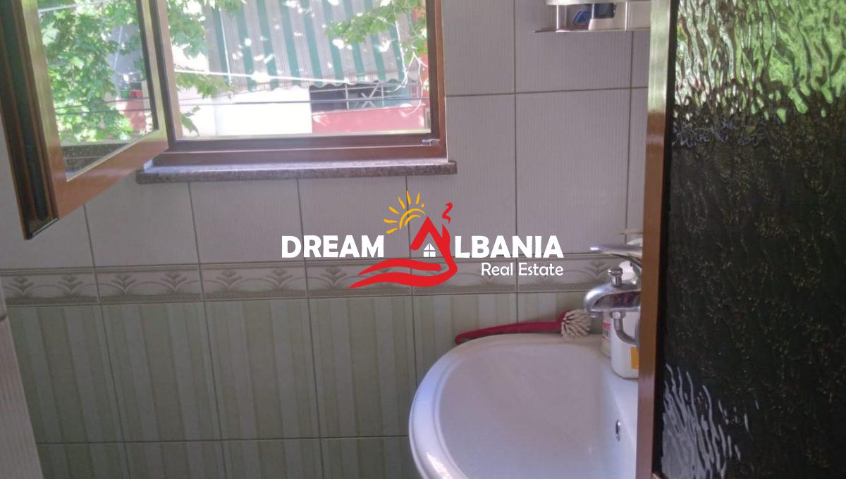 Shitet vile luksoze 2 kateshe ne zonen e rrethrrotullimit te Shkozes! (ID 4151070)