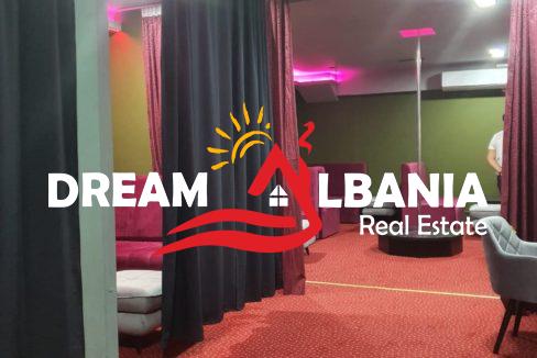 Shitet ambient biznesi tek ish stacioni i fundit i Tiranes se Re, ne rrugen Irfan Tomini ne Tirane (ID 4171357)