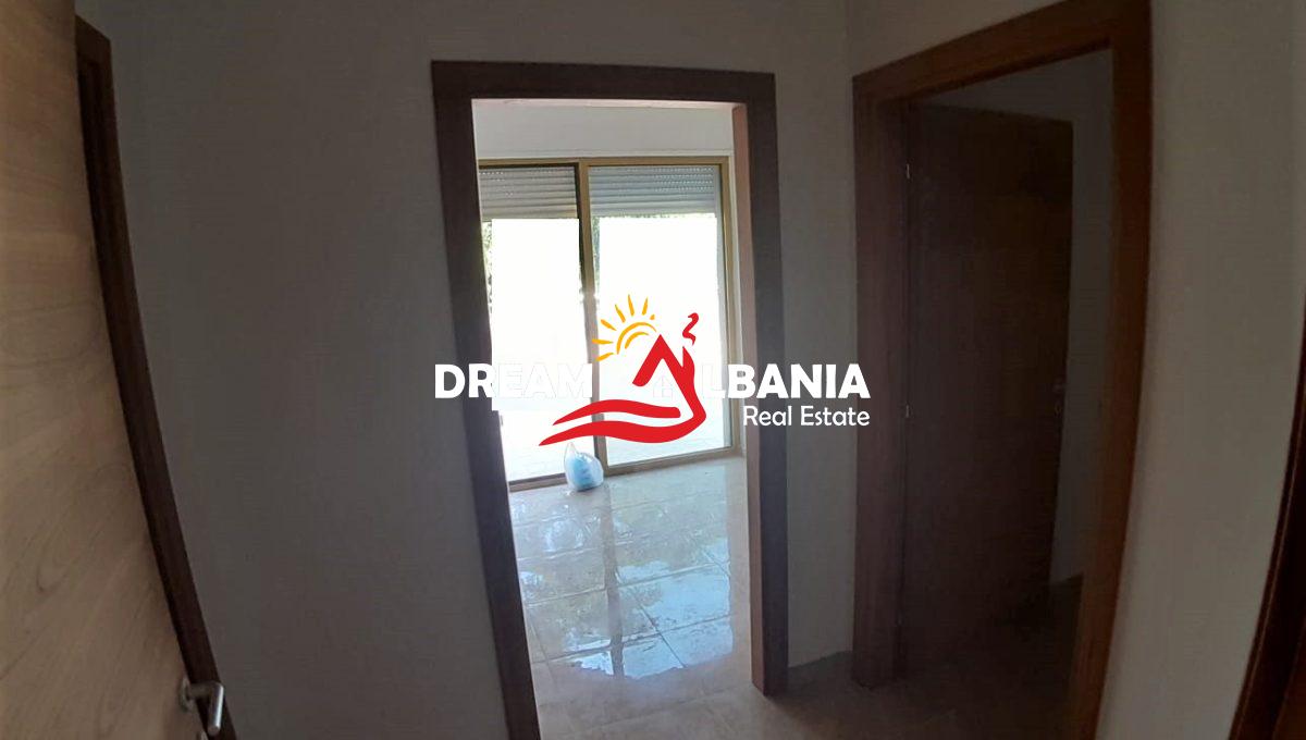 zyra me qera ne Tirane (5)