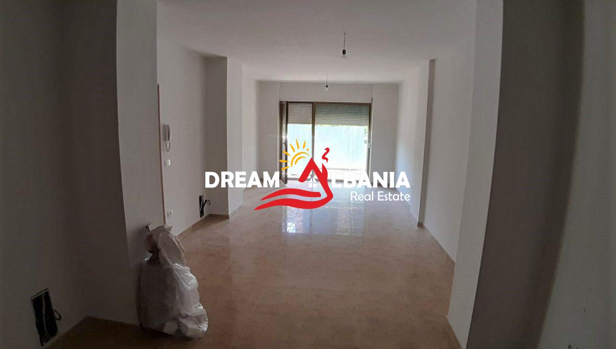 zyra me qera ne Tirane (6)