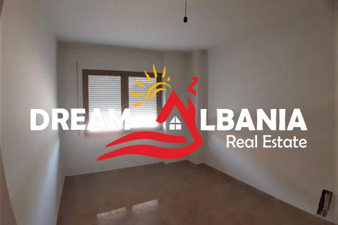 zyra me qera ne Tirane (7)