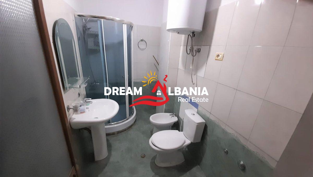 Shitet apartament 2+1+2 ne Don Bosko prane Hotel Ferrari (9)