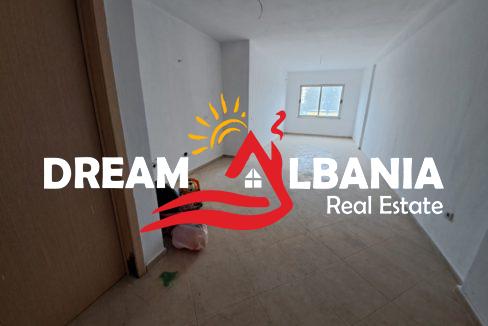 Zyra me qera ne Tirane (2)