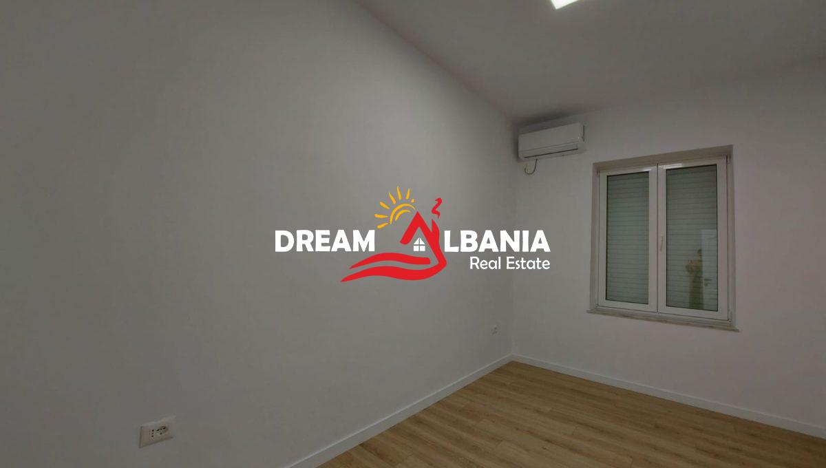 Jepet me qera ambient zyre 3+1 tek Shallvaret, prane Gjykates se Larte (ID 4261806) (1)