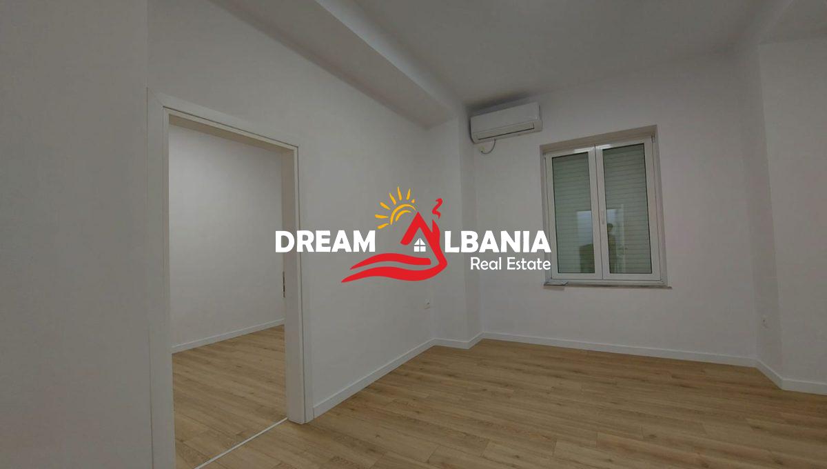 Jepet me qera ambient zyre 3+1 tek Shallvaret, prane Gjykates se Larte (ID 4261806) (4)