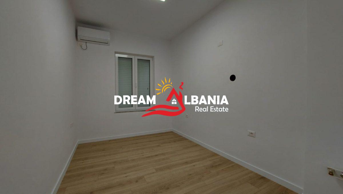 Jepet me qera ambient zyre 3+1 tek Shallvaret, prane Gjykates se Larte (ID 4261806) (5)