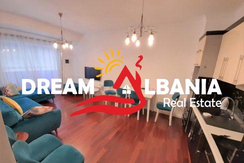 Jepet me qera apartament 2+1 tek Zogu i Zi (4)