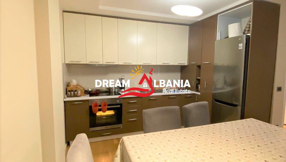 Jepet me qera apartament 3+1 (3)