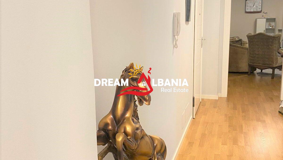 Jepet me qera apartament 3+1 (4)