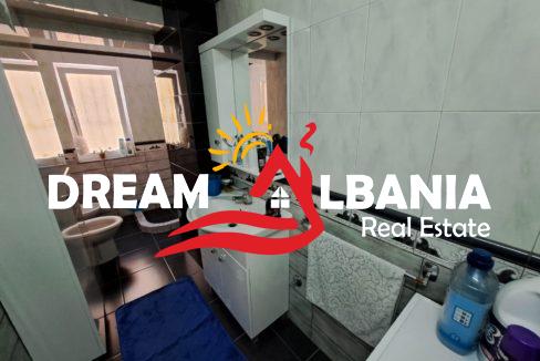 Dyqane ne shitje ne Tirane (5)