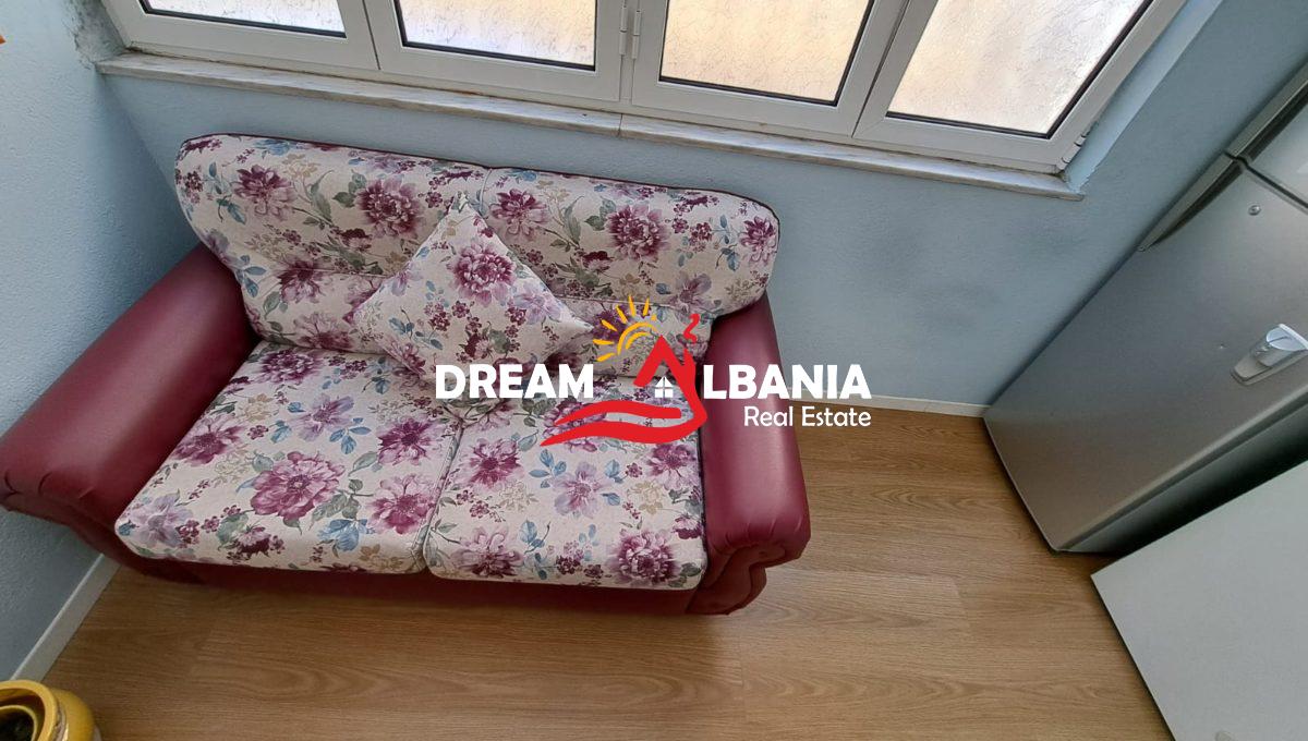 Dyqane ne shitje ne Tirane (6)