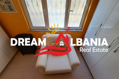 Dyqane ne shitje ne Tirane (7)