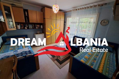 Dyqane ne shitje ne Tirane (8)