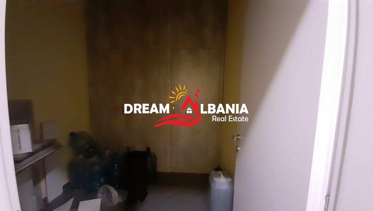 Ambjent per zyra me qera ne Bllok prane Piceri Era (ID 4261843) (9)
