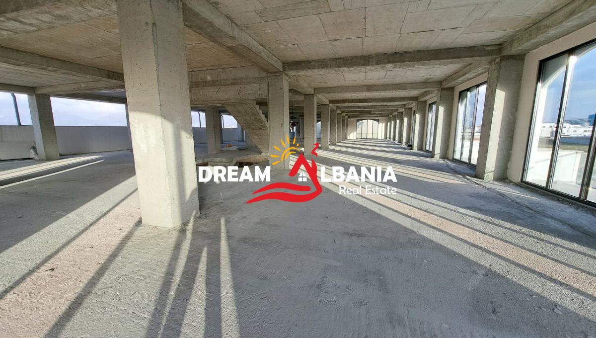 Magazine me qera ne Autostrade TR-DR prane QTU ne Tirane (ID 4281170) (1)