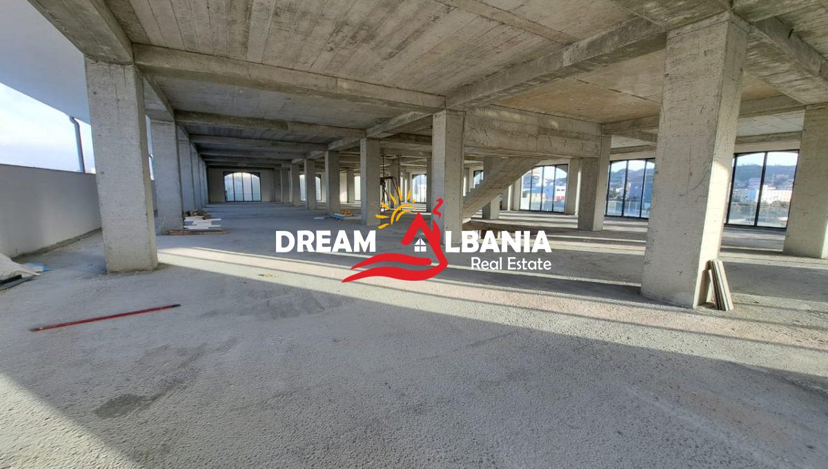 Magazine me qera ne Autostrade TR-DR prane QTU ne Tirane (ID 4281170) (3)