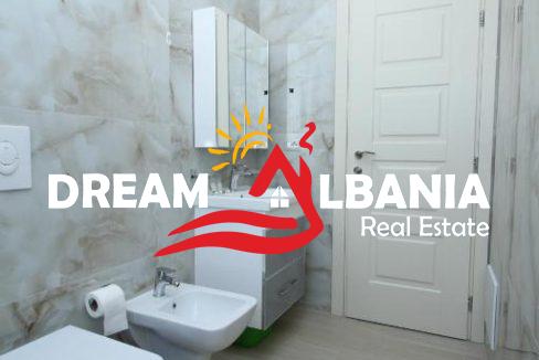 Hotel ne Shitje ne Rradhime Buze Detit (10)